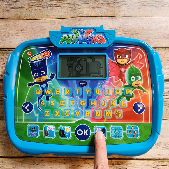 Vtech PJ Masks Time To Be A Hero Learning Tablet - Picture 6 of 9